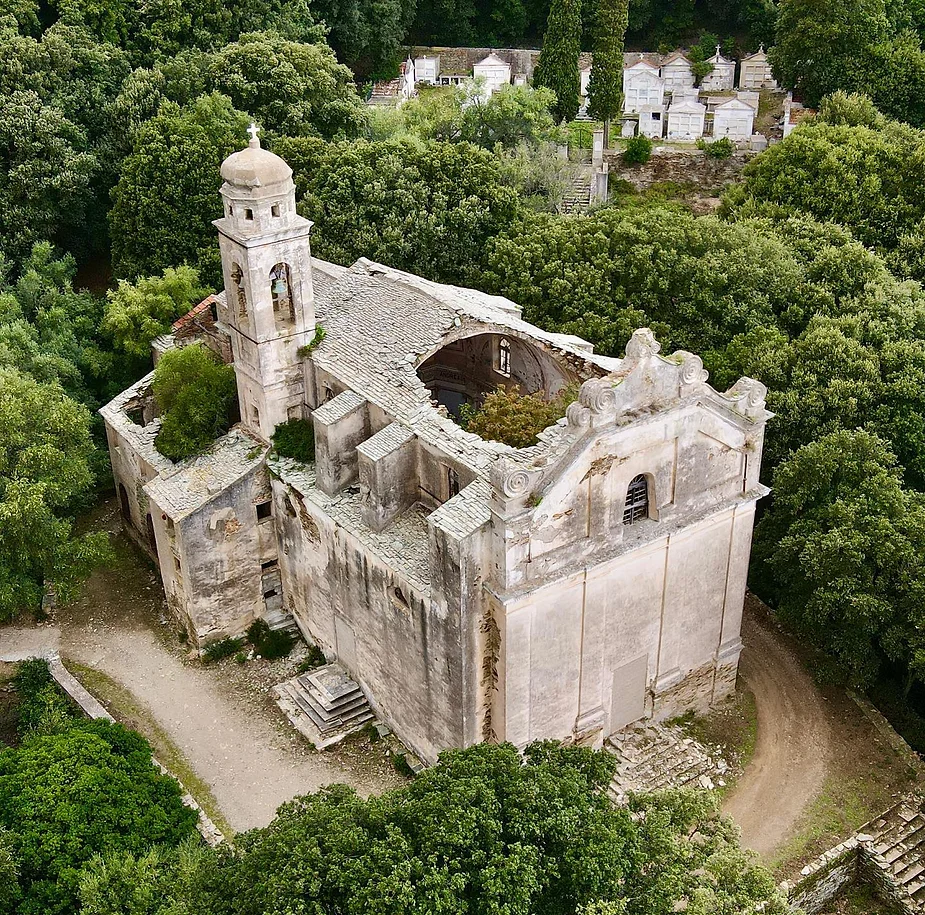 Eglise Saint-André Cranaggiolo, Corse. ©patlouperac